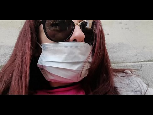 ❤️ Nicoletta tieħu vendetta fuq il-proxxmu tagħha u tagħmel pip fil-garaxx tiegħu (Special Covid19 Italian Quarantine) Video tal-ħakk lilna mt.naughtyhentai.ru ❌️❤