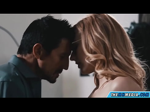 ❤️ Sess romantic bi Blonde slutty Video tal-ħakk lilna mt.naughtyhentai.ru ❌️❤