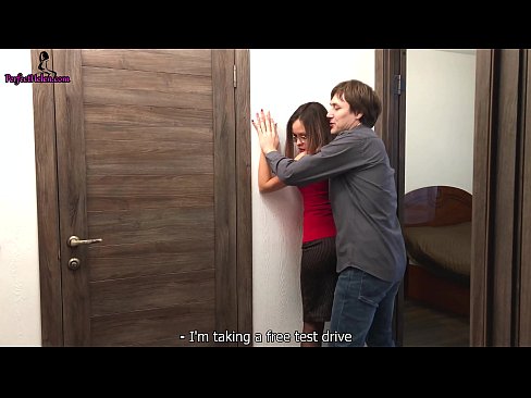 ❤️ Sexy Realtor Sensually Jerks Pussy tagħha u Fucks Waqt li Tbiegħ l-Appartment tagħha - Krempai Video tal-ħakk lilna mt.naughtyhentai.ru ❌️❤