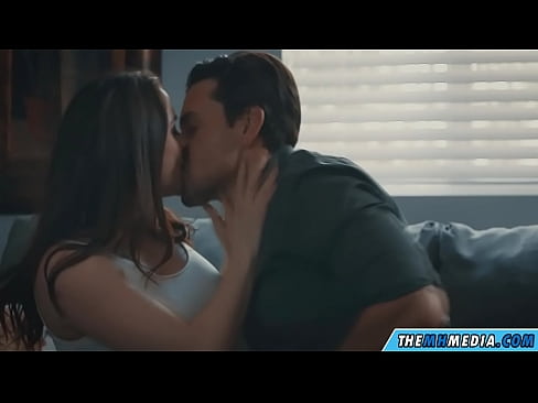 ❤️ Sess romantic ma' mom busty tajba Video tal-ħakk lilna mt.naughtyhentai.ru ❌️❤